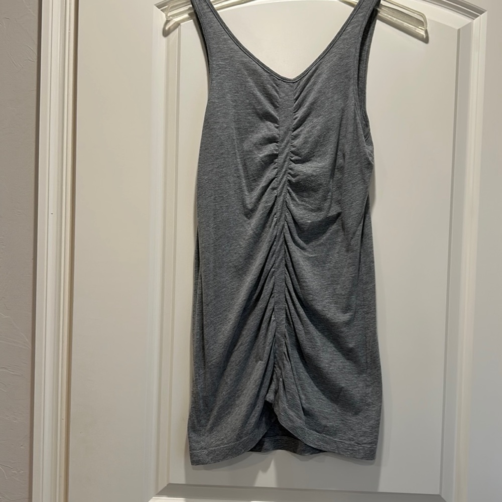 Long Tank Top. - Picture 2 of 3